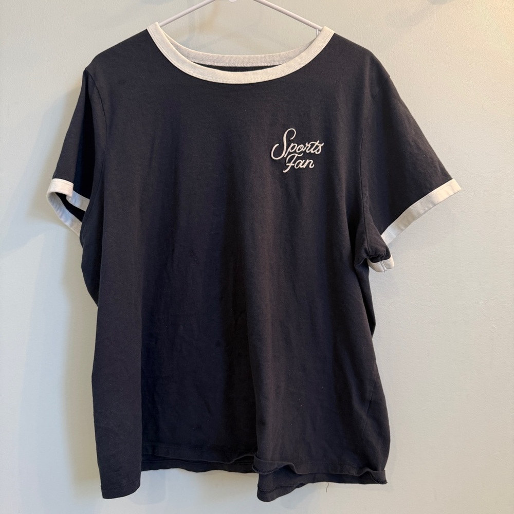 Preloved Old Navy “Sports Fan” XL T-Shirt